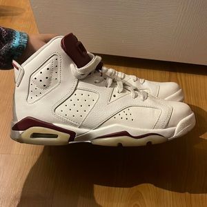 JORDAN 6 RETRO MAROON